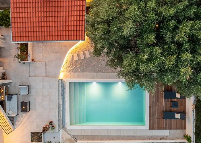 Pero -an Artists Prázdninový dům