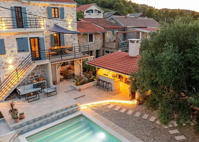 Pero -an Artists Prázdninový dům