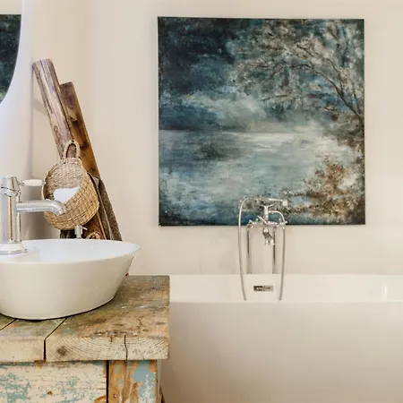 Pero -an Artists Ždrelac