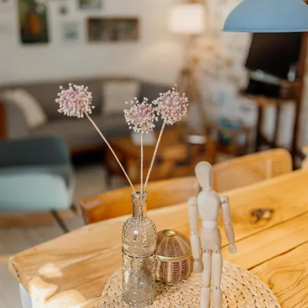 Pero -an Artists بيت للعطل