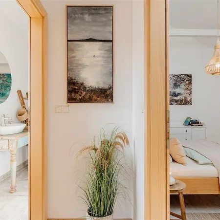 Pero -an Artists Ždrelac