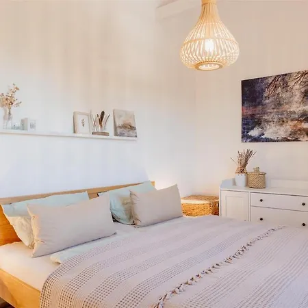 بيت للعطل Pero -an Artists