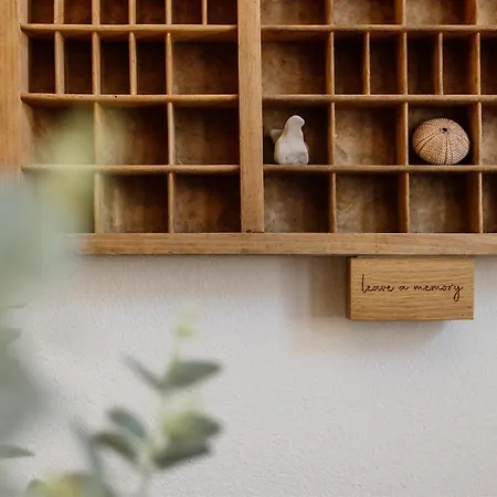 Pero -an Artists بيت للعطل Ždrelac