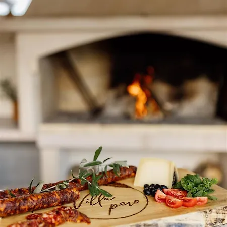 بيت للعطل Pero -an Artists Ždrelac