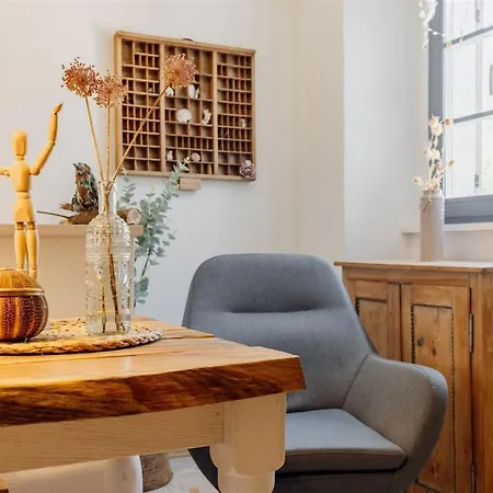 بيت للعطل Pero -an Artists *