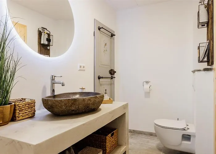 펜션 Pero -an Artists Ždrelac