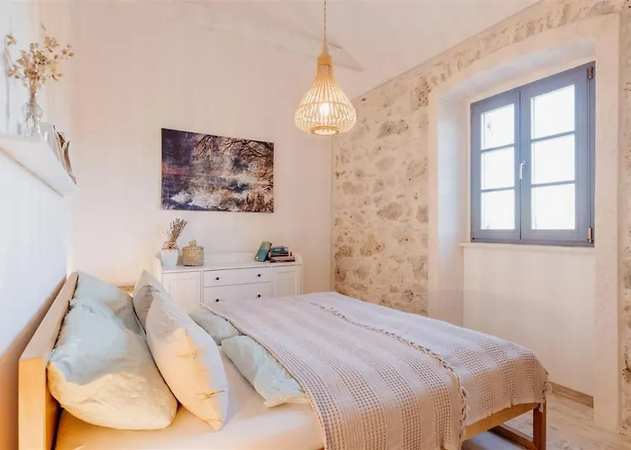 Pero -an Artists Ždrelac